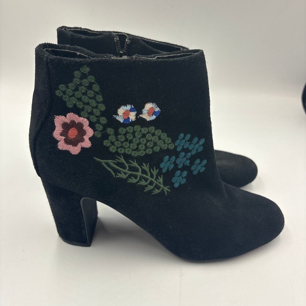 Nanette Lepore Beverly Black Suede Embroidered Ankle Boots Booties 8